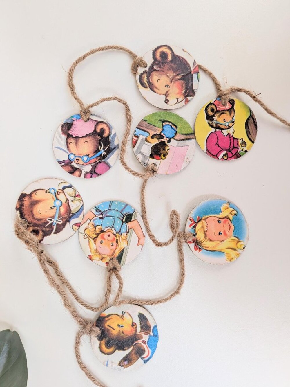 3/$55 ✨Upcycled Vintage Children’s Book Wood Garland — Goldilocks & the Three